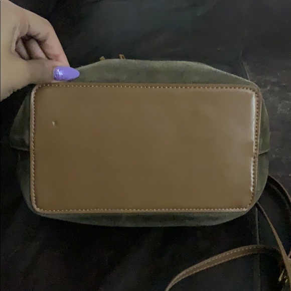 Venus Mini Velvet Crossbody - Picture 3 of 5